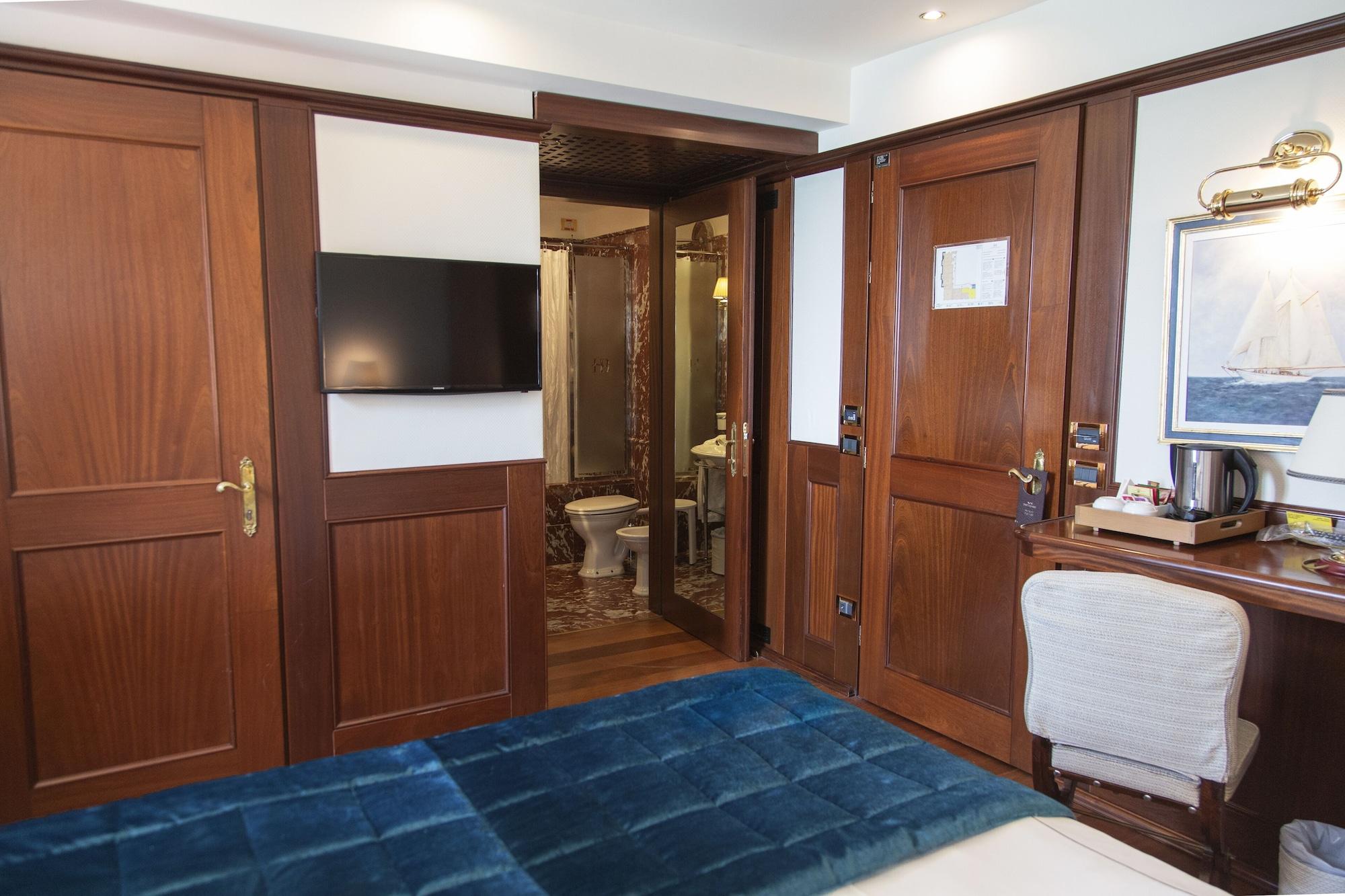 Hotel Bucintoro Venice Exterior photo